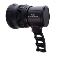 If you are planning on fishing hunting spending time outdoors or just want to be prepared for anything this Cyclops Focus 850 spotlight will be extremely handy Cyclops Focus 850 spotlight features an 850 lumens output and a beam that can be zoomed in or o