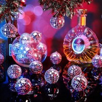 Mtlee Christmas Disco Balls Ornaments Hanging Mini Mirror Disco Balls With Rope Different Size Cake Topper Bulk Disco Themed Par