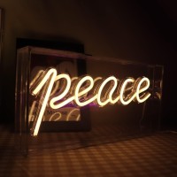 Qiaofei Led Peace Sign Neon Sign Decorative Light Usb Light Box Sign Neon Letters For Desktop Home Bar Party Holiday Events War