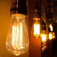 60 Watt Incandescent Edison Light Bulbs, Vintage Dimmable E26 Bulbs, St58 2200K Warm White Antique 260Lm E26 Medium Screw Base Amber Filament Bulbs For Home, Bedroom, Office, Decorative Lamp(4-Pack)