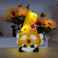 Tuywra Garden Decor Sunflower Gnome With Bee,Solar Powered Garden Decor Outdoor Statue For Lawn Ornaments,Solar Gnomes For Garden Patio ,Yard Art Gnomes Birthday Gifts For Women Mom(5.1 * 3.5 * 2.1In)